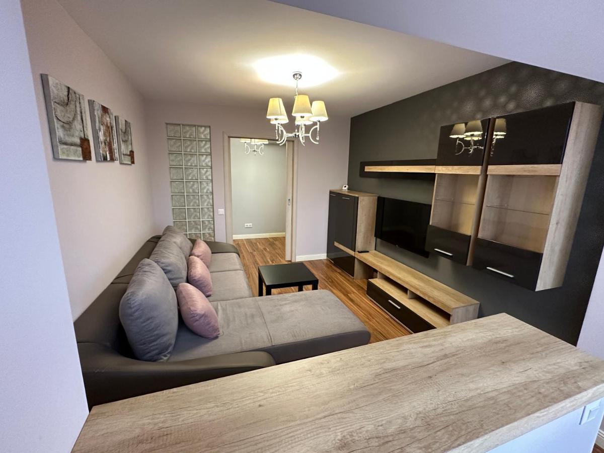 Page3 Apartament Targoviste Extérieur photo